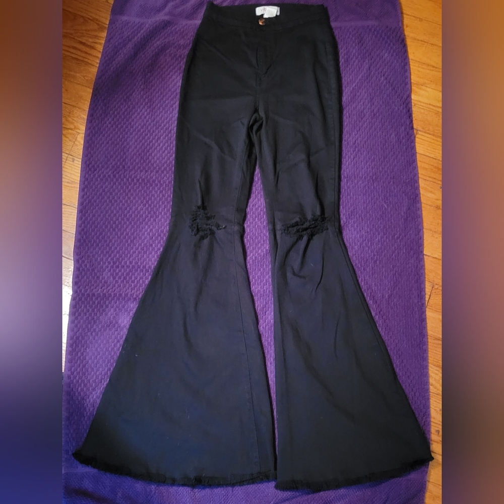 FOXBLOOD - Janis Extra Wide Stretch Bellbottom Jeans - 5 - Picture 3 of 8